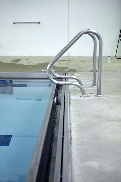 Cost of Poolside Concrete Paving in Vancouver